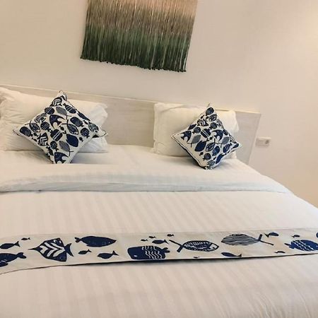 Little Mykonos Hotel Bandung Exterior photo