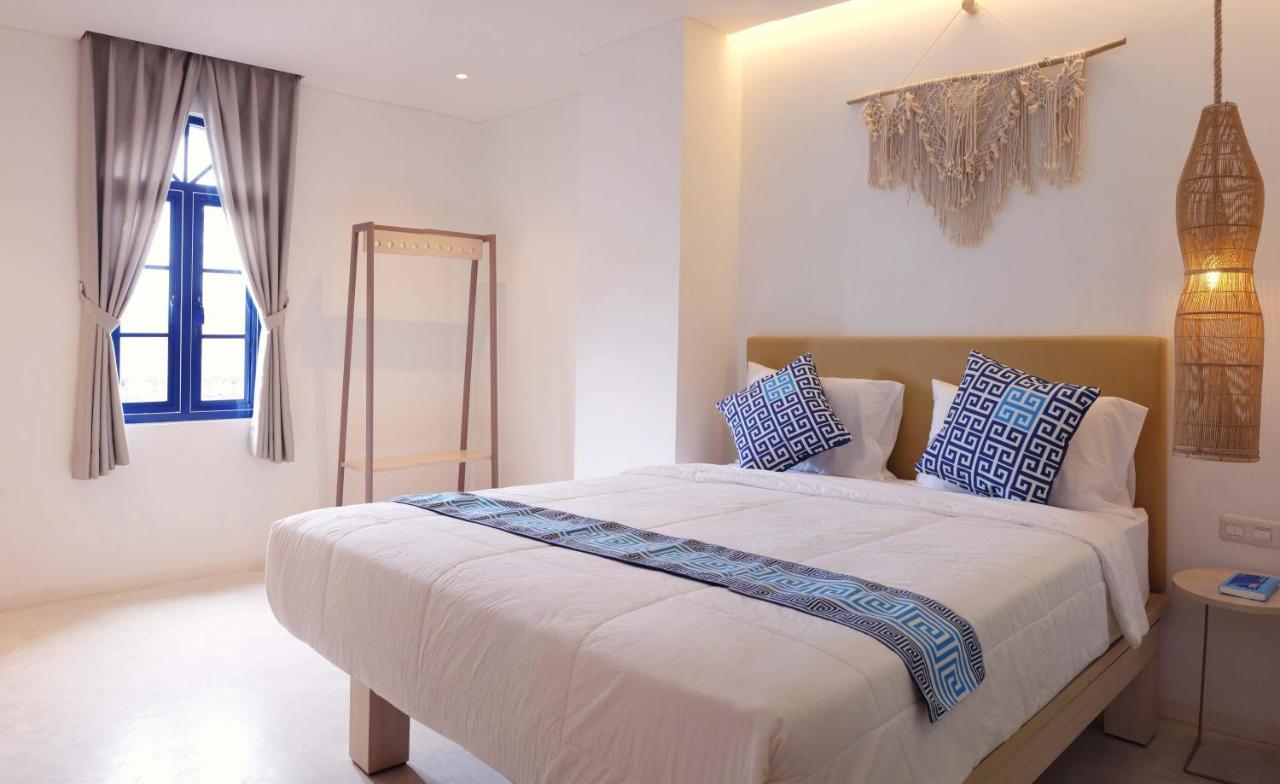 Little Mykonos Hotel Bandung Exterior photo