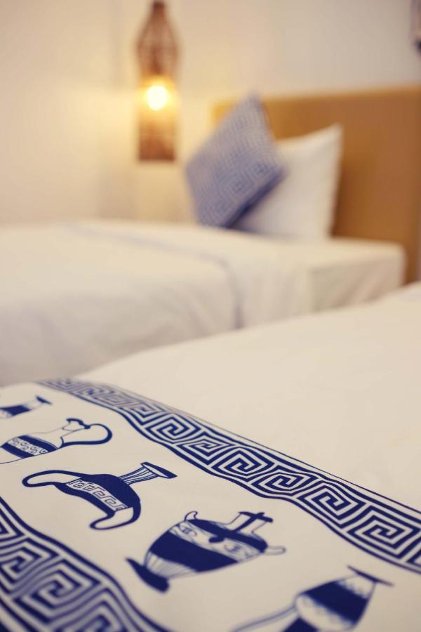 Little Mykonos Hotel Bandung Exterior photo
