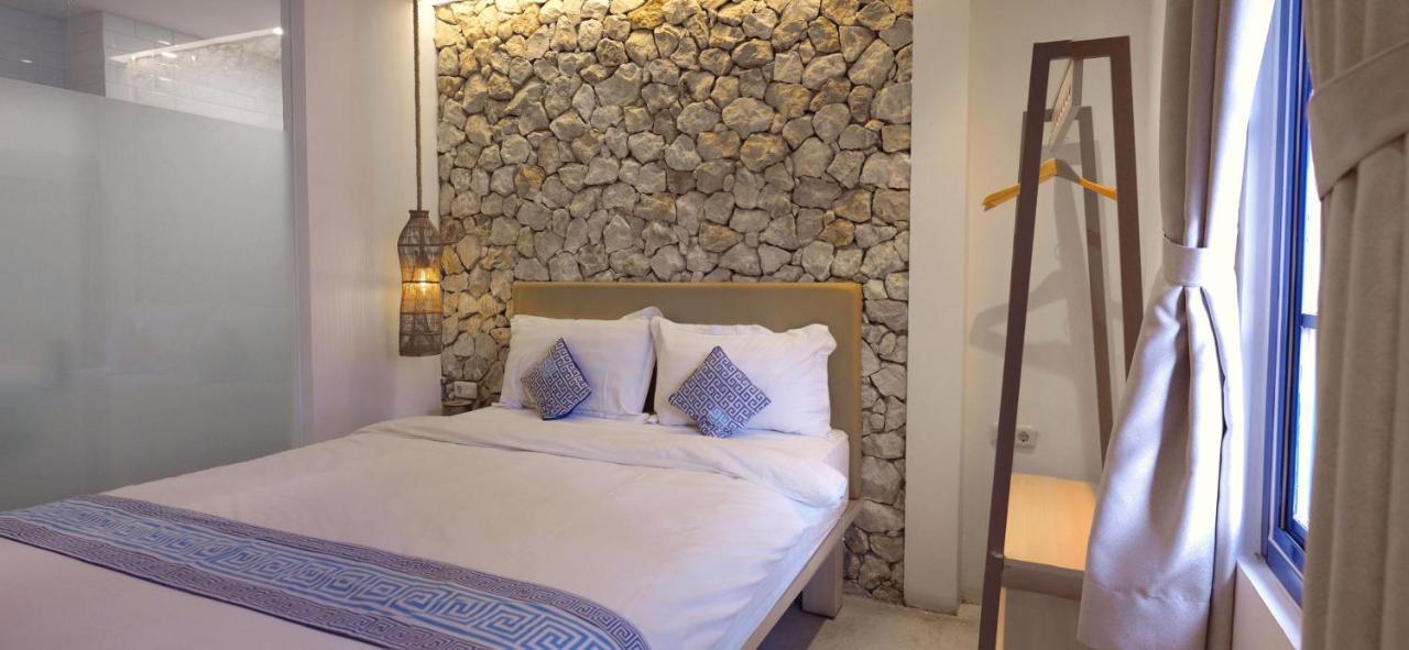 Little Mykonos Hotel Bandung Exterior photo