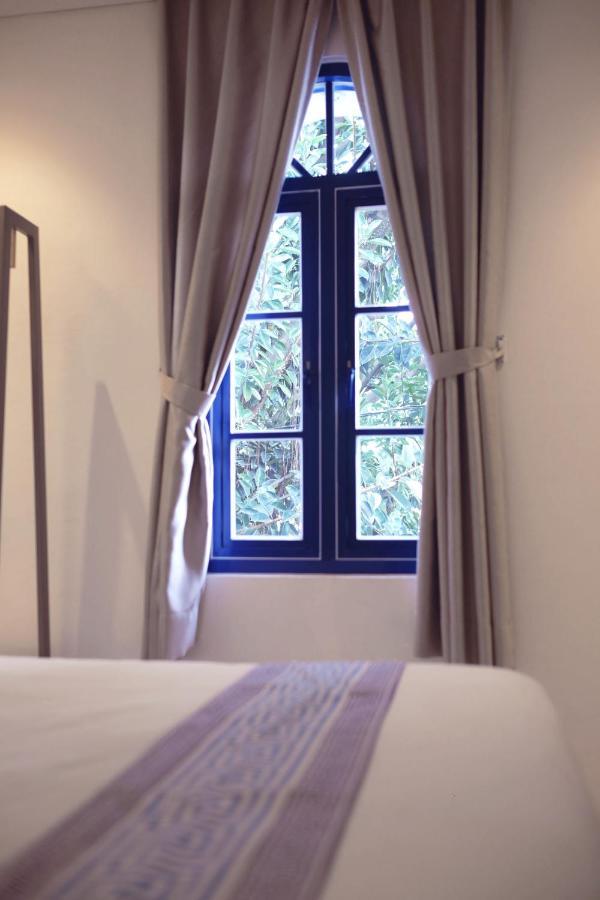 Little Mykonos Hotel Bandung Exterior photo