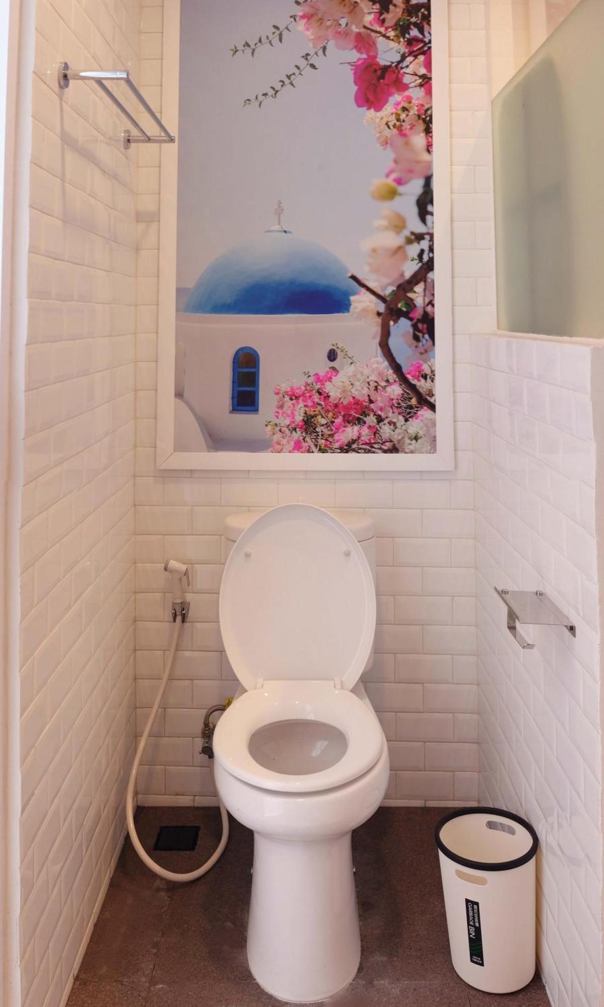 Little Mykonos Hotel Bandung Room photo